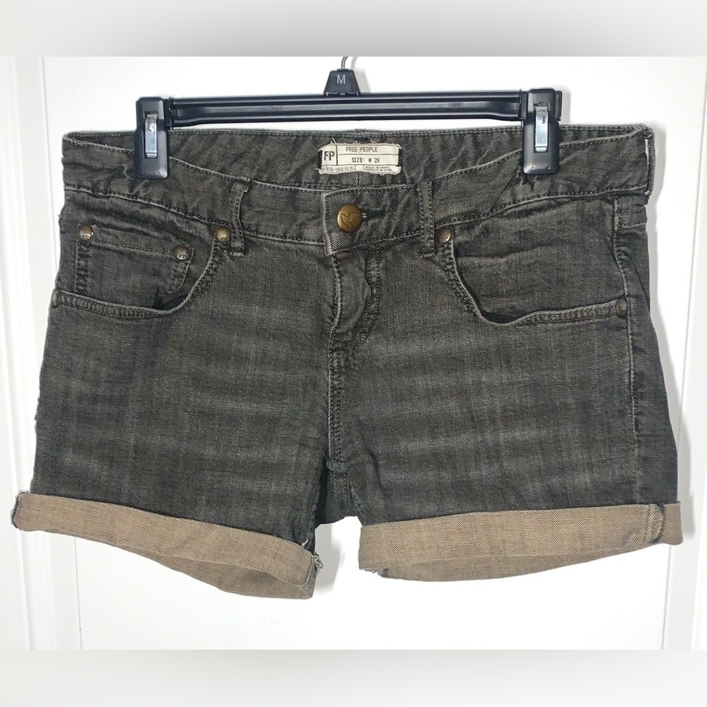 Free People grey wash denim cuffed shorts size 29